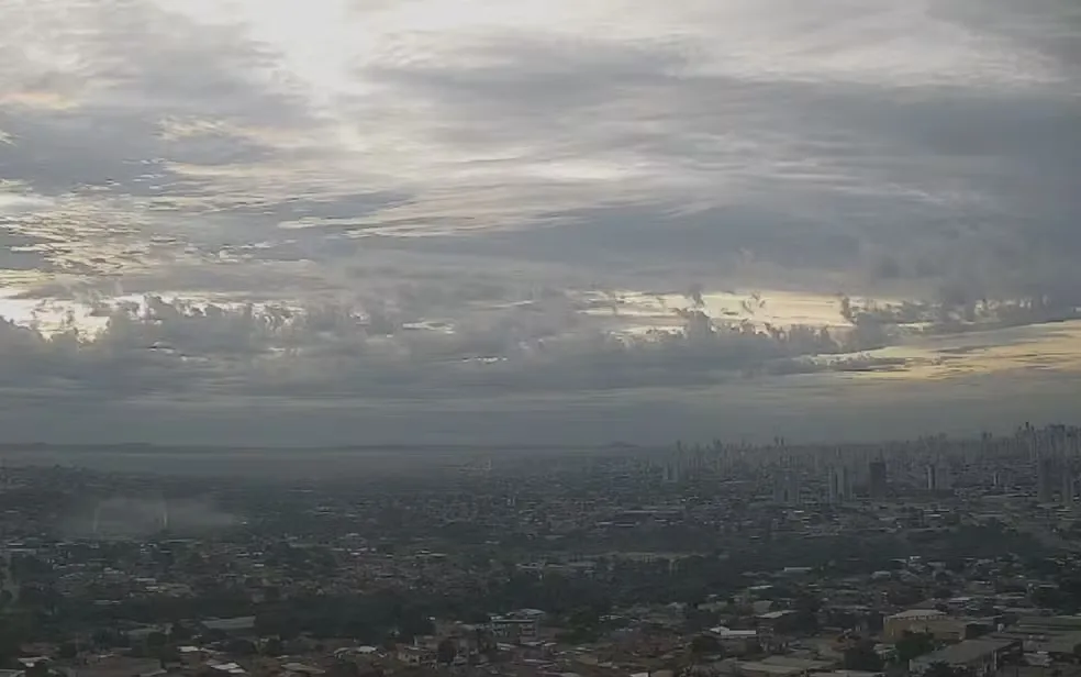 Céu fechado em Goiás — Foto: Reprodução/ TV Anhanguera