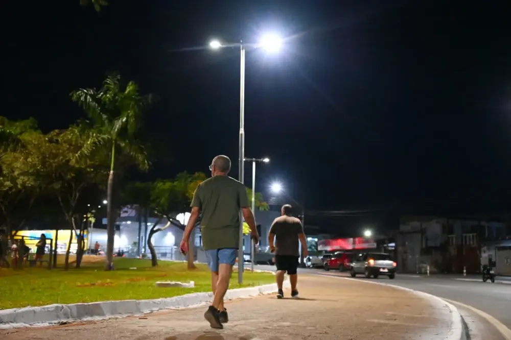 Modernização da iluminação pública já alcança milhares de ruas da capital e é percebida pela população no dia a dia | Foto: Divulgação/Prefeitura de Goiânia