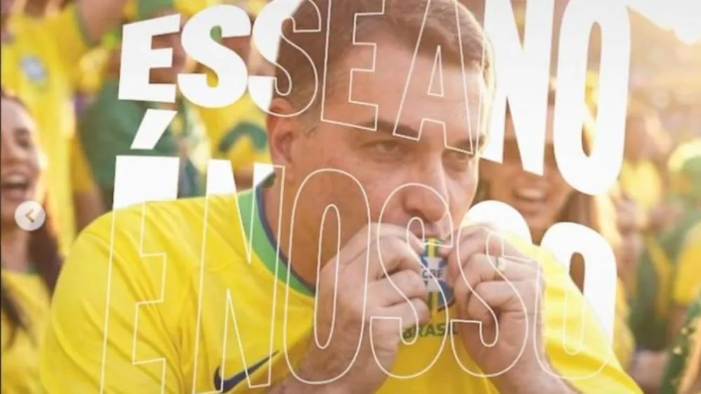 Print do perfil oficial de Flavio Bolsonaro 