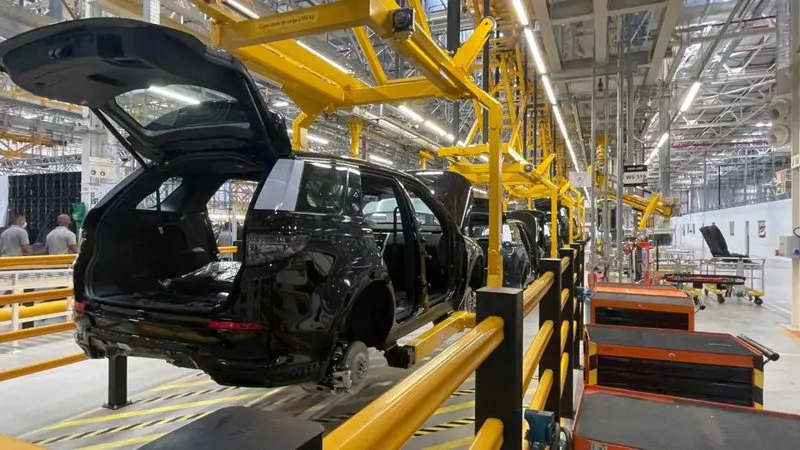 Unidade operava há 10 anos e cerca de 400 trabalhadores serão demitidos | Bnews - Divulgação Divulgação/Land Rover